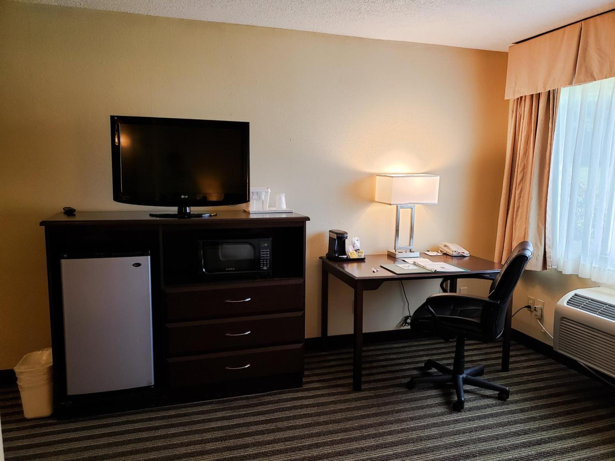 Quality Inn & Suites Vancouver - Hazel Dell Pokoj fotografie