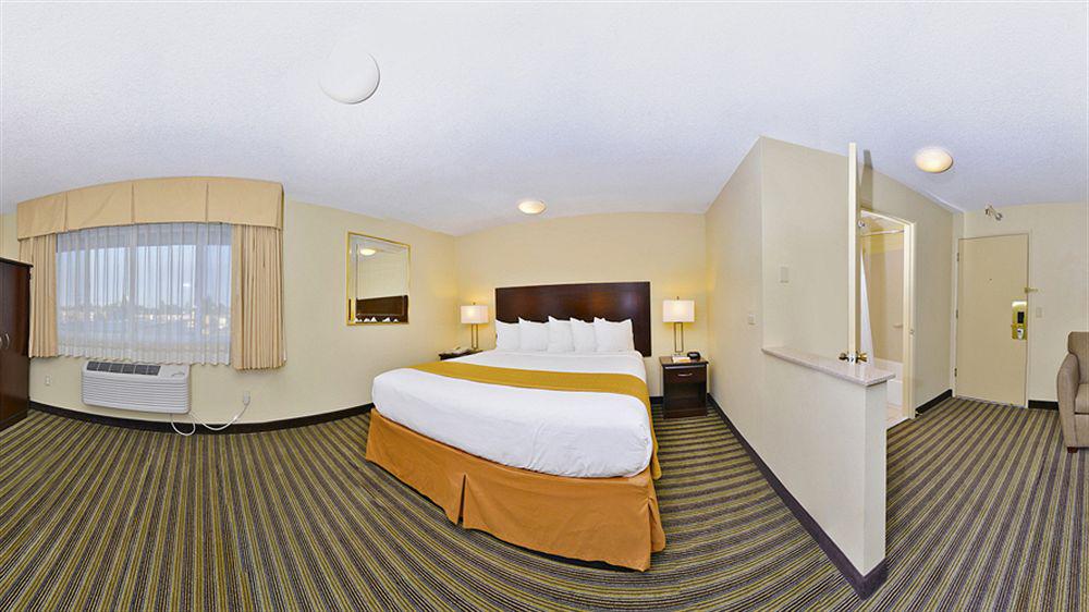 Quality Inn & Suites Vancouver - Hazel Dell Exteriér fotografie